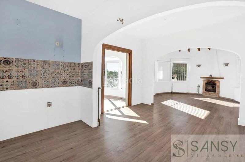 Foto c0262b93-e66f-40ec-b001-473cb27cf3cf. Casa amb calefacció aparcament piscina a Benicolada - Las Adelfas Calp