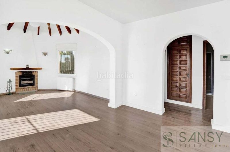 Foto c67aa88f-73d6-4000-80d0-9dddcfb203df. Casa amb calefacció aparcament piscina a Benicolada - Las Adelfas Calp