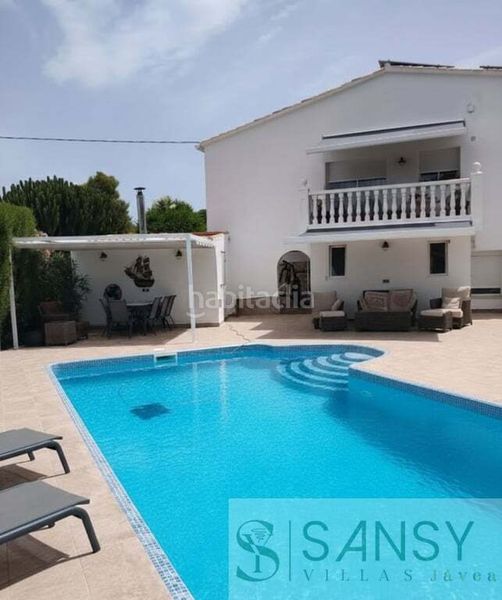 Foto 4479de23-6350-43b1-9181-c66dfcc098c9. Casa amb calefacció aparcament piscina a Centro Ciudad Xàbia
