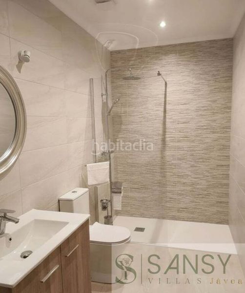 Foto 59c02ee3-8d79-42aa-83b8-c9044d367666. Casa amb calefacció aparcament piscina a Centro Ciudad Xàbia