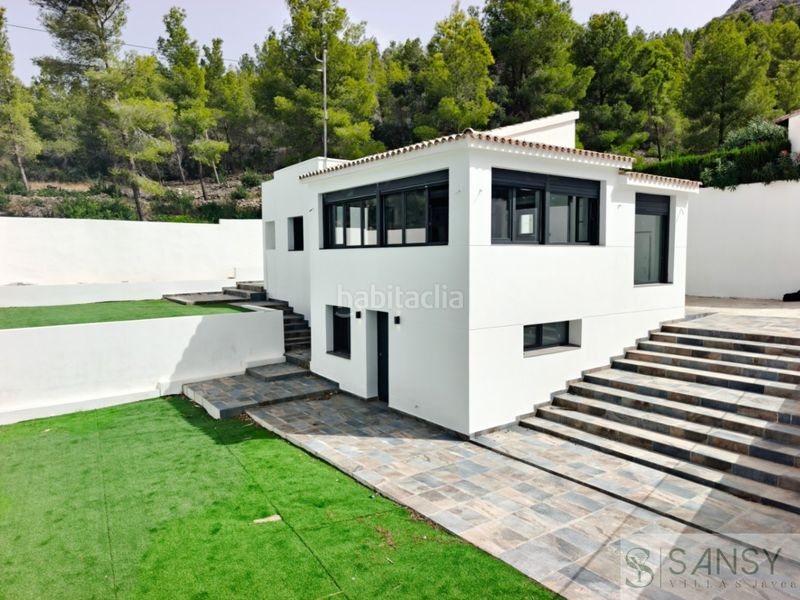 Foto d87e9050-2d72-49a0-9f47-1f4fa19dfe61. Xalet amb calefacció aparcament piscina a Saladar Dénia