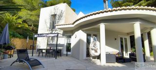 Chalet in Altea Ciudad. Alteavilla