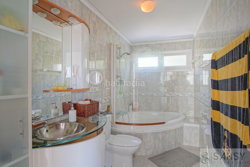 Foto fd747e3a-18b3-4795-ba1e-ce37891a48ad. Xalet amb calefacció aparcament piscina a Altea ciudad Altea