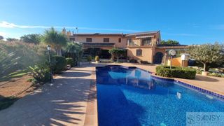House in Centro. Pedreguercasa