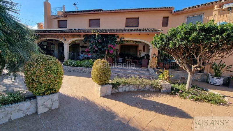 Foto 6ce1371d-86c6-4d79-a01e-eefc826a6948. Casa amb calefacció aparcament piscina a Centro Pedreguer