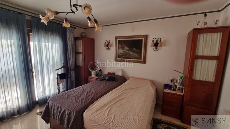 Foto b9e296a7-24e3-4f64-abdb-6f58b07138c3. Casa amb calefacció aparcament piscina a Centro Pedreguer