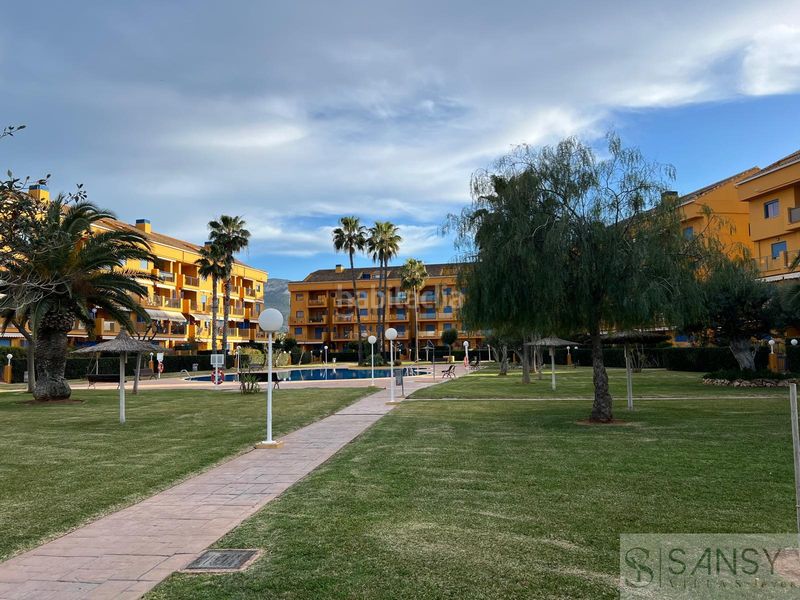 Foto 69b2250a-6650-4578-a87d-3815a3630a11. Àtic amb aparcament piscina a Les Bovetes - La Felicidad Dénia