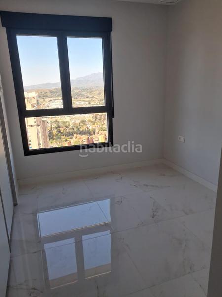 Foto d0f56254-356d-464a-b99c-9699c9e8bdfd. Apartament amb calefacció aparcament piscina a Gran Playa Santa Pola