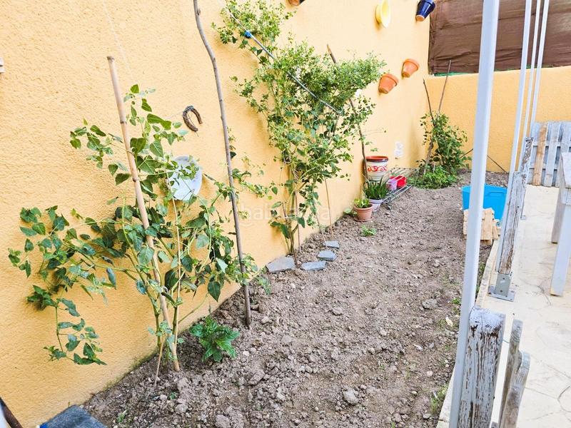 Foto 4fc1fe45-0e57-4dc2-ba0a-f119239c935e. Reihenhaus mit heizung parking in Montebello - Nou Espai Nucia (la)