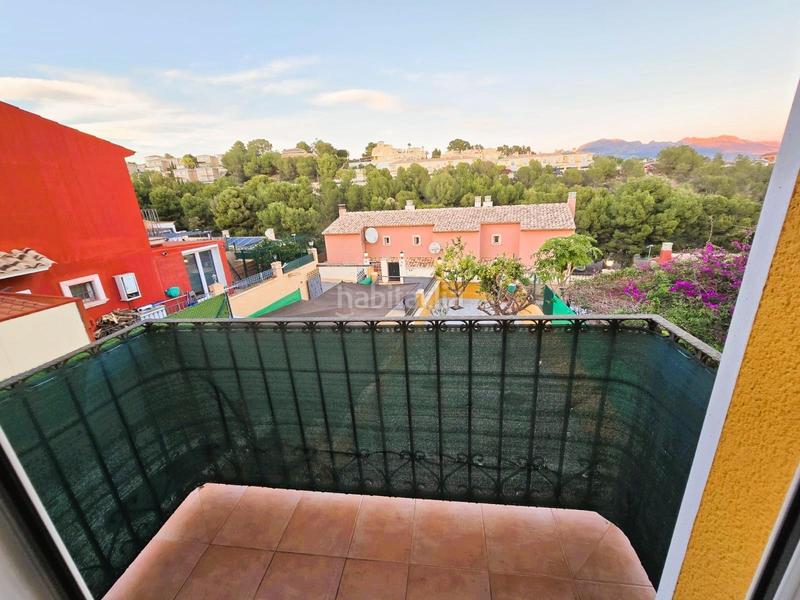 Foto 5bc1fc69-92b5-467a-908a-49dc6505a006. Reihenhaus mit heizung parking in Montebello - Nou Espai Nucia (la)