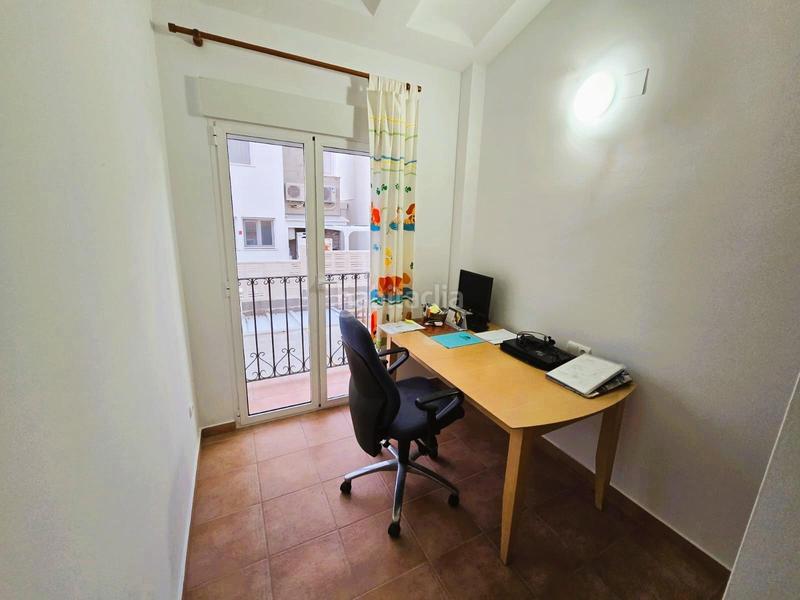 Foto c073f192-5fba-4e0e-a5de-b8eb601b2faf. Reihenhaus mit heizung parking in Montebello - Nou Espai Nucia (la)