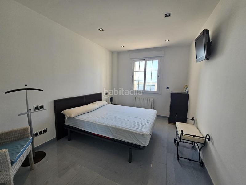 Foto 146a8fa4-8ba2-44bf-86f6-26398adf7079. Ático espectacular ático tríplex Playa Levante en Benidorm