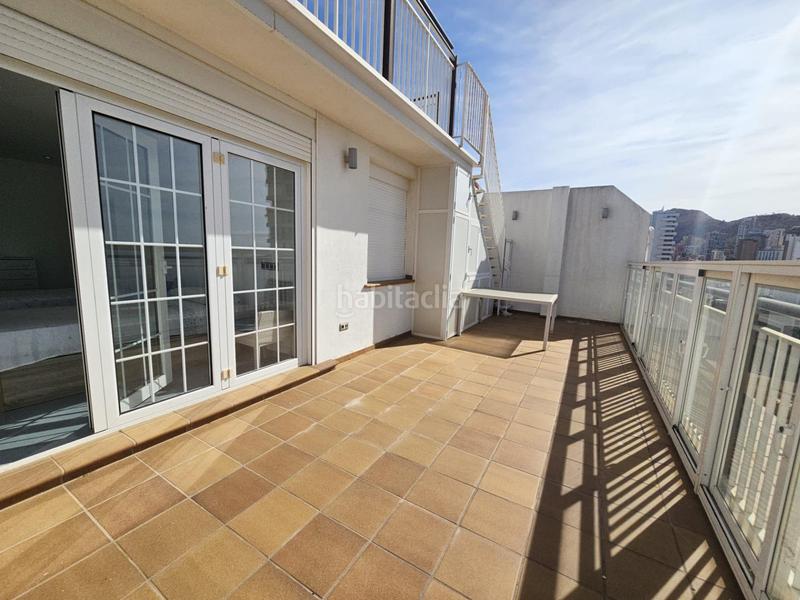 Foto 203fc220-faa0-4572-a9f6-bbe3fd0a66e2. Ático espectacular ático tríplex Playa Levante en Benidorm