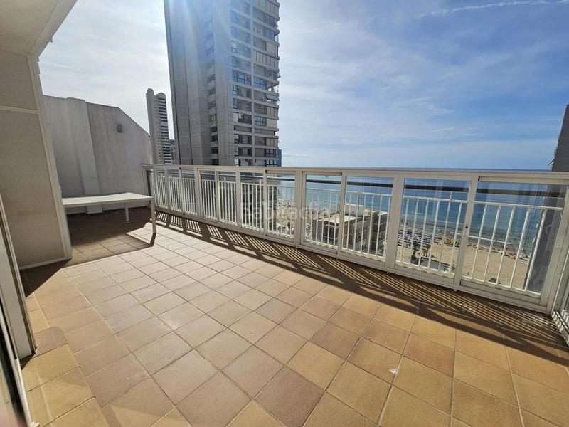 Foto 5191701d-f771-485c-b1e5-bf6f578441b6. Ático espectacular ático tríplex Playa Levante en Benidorm