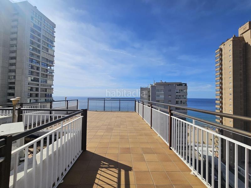 Foto 82e28fee-e3eb-40c9-b475-e62c75f57801. Ático espectacular ático tríplex Playa Levante en Benidorm