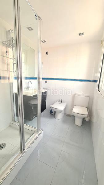 Foto ad1b2cb2-59e2-458b-93f7-f7538772e132. Ático espectacular ático tríplex Playa Levante en Benidorm