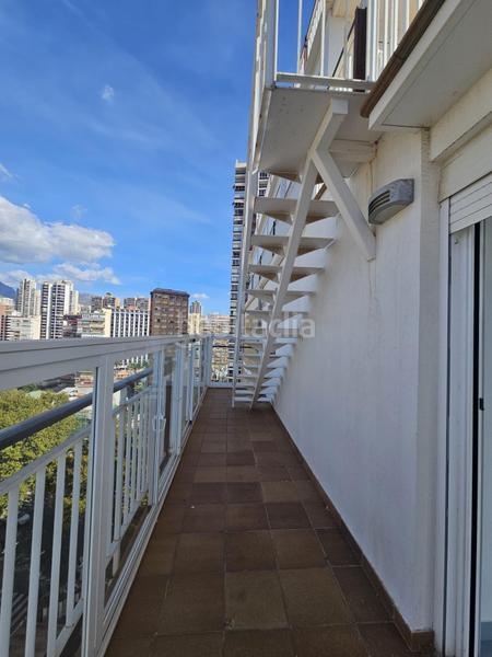Foto c677162f-99d1-4177-82b8-d23b04022b74. Ático espectacular ático tríplex Playa Levante en Benidorm