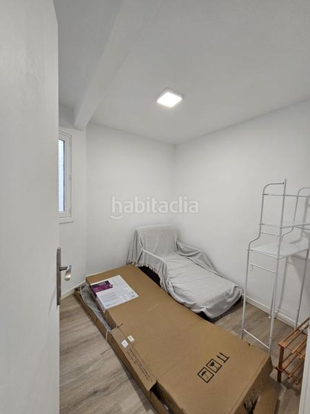 Foto 8178ffc0-720a-4ae7-8d08-aa63cd62334e. Alquiler apartamento se alquila piso en playa levante en Benidorm