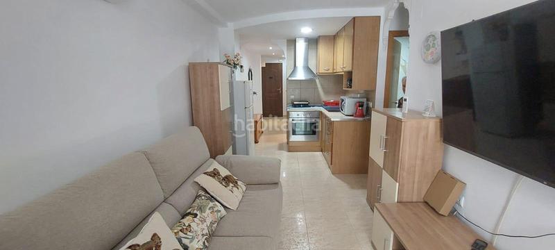 Foto f620d889-6b19-496c-96c1-bf4379dbd8ff. Apartamento se vende apartamento en emilio ortuño en Benidorm