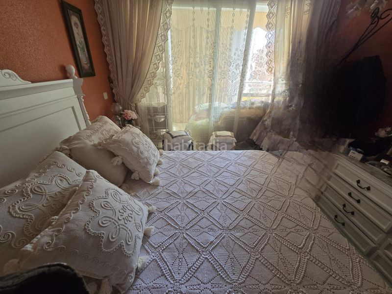Foto 5d14d8e4-cbaa-47a8-9a38-6b94aa722238. Apartament amb aparcament piscina a Levante Alto Benidorm