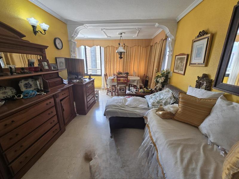 Foto 60a14753-e267-45a8-bccf-c5b630675702. Apartament amb aparcament piscina a Levante Alto Benidorm