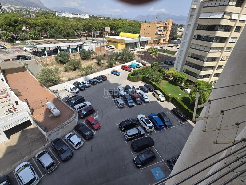Foto 723ce6a4-b93c-400c-9521-c52a47f63a8f. Apartament amb aparcament piscina a Levante Alto Benidorm