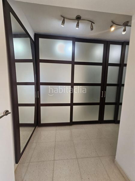 Foto b51f3234-bd0c-4f77-9f9e-4ada25557c72. Pis amb calefacció aparcament piscina a Playa Poniente Benidorm