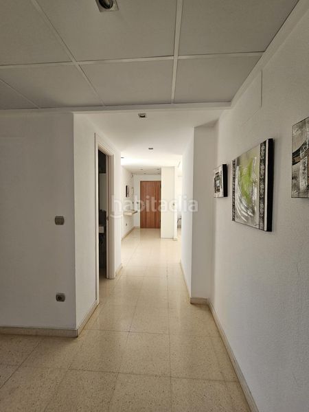 Foto bce46750-ee77-4263-8450-10806d503719. Pis amb calefacció aparcament piscina a Playa Poniente Benidorm