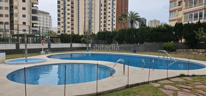 Foto ae1b9b77-20ca-48df-b573-9dbc9a2800ad. Apartament amb aparcament piscina a Rincón Bajo Benidorm