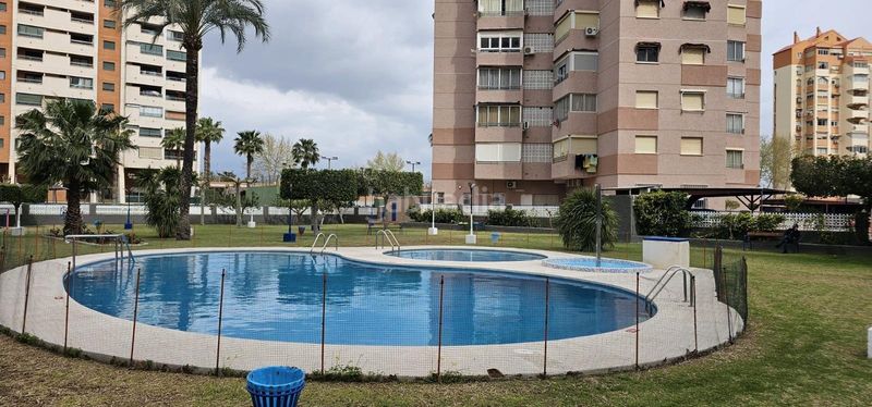 Foto ceaf7c22-7f6e-4249-ad65-25d0fe6f29a6. Apartament amb aparcament piscina a Rincón Bajo Benidorm