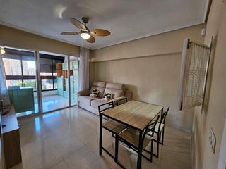 Apartment in Juzgados - Plaza de Toros. Oferta inversores!!! se de vende apartamento, zona juzgados, ben