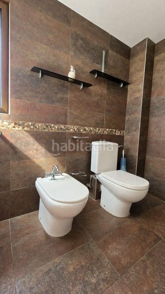 Foto 5f0795bc-8383-403d-92b4-c1ae9267b29f. Lloguer pis amb aparcament piscina a Playa Poniente Benidorm