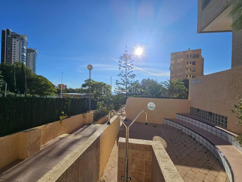 Foto 6afe89d1-16c0-4d8b-ac7b-a13e3a5bbfd8. Lloguer pis amb aparcament piscina a Playa Poniente Benidorm