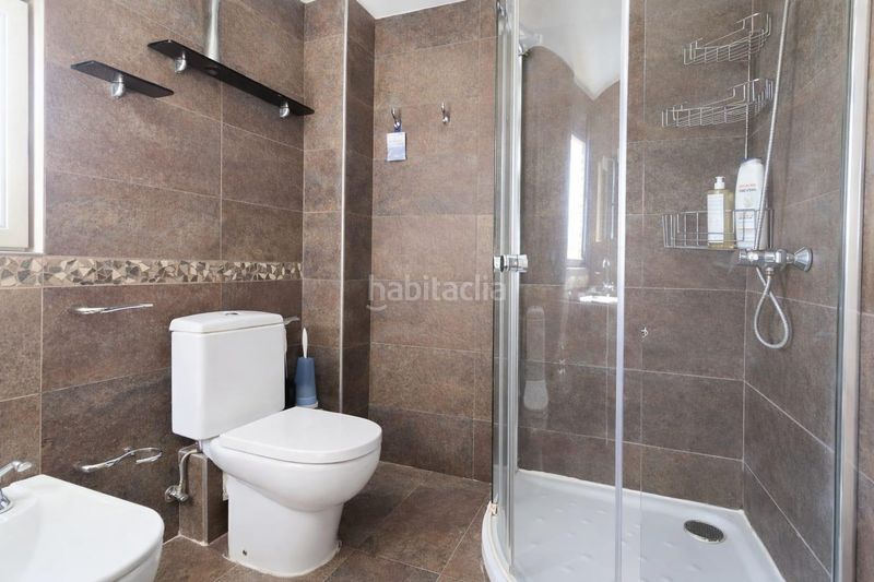 Foto 78fd3104-5b7a-4658-b12a-04d04b81c6e7. Lloguer pis amb aparcament piscina a Playa Poniente Benidorm