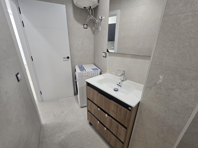 Foto fb9dc14d-e838-46ec-94b2-76dd63af93c8. Apartament amb aparcament a Playa Levante Benidorm