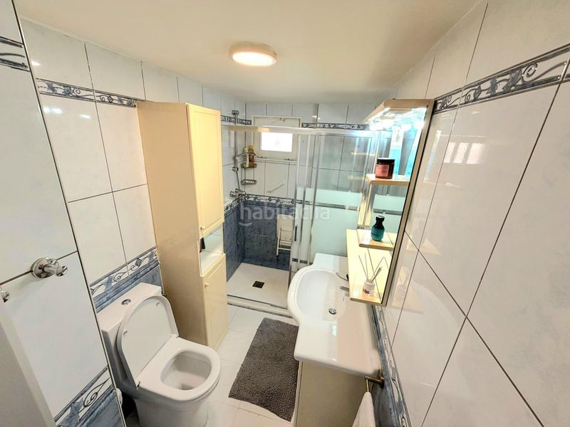 Foto 424e5621-16bb-4d8e-80c2-412b1dac7a19. Apartament amb aparcament piscina a Playa Levante Benidorm