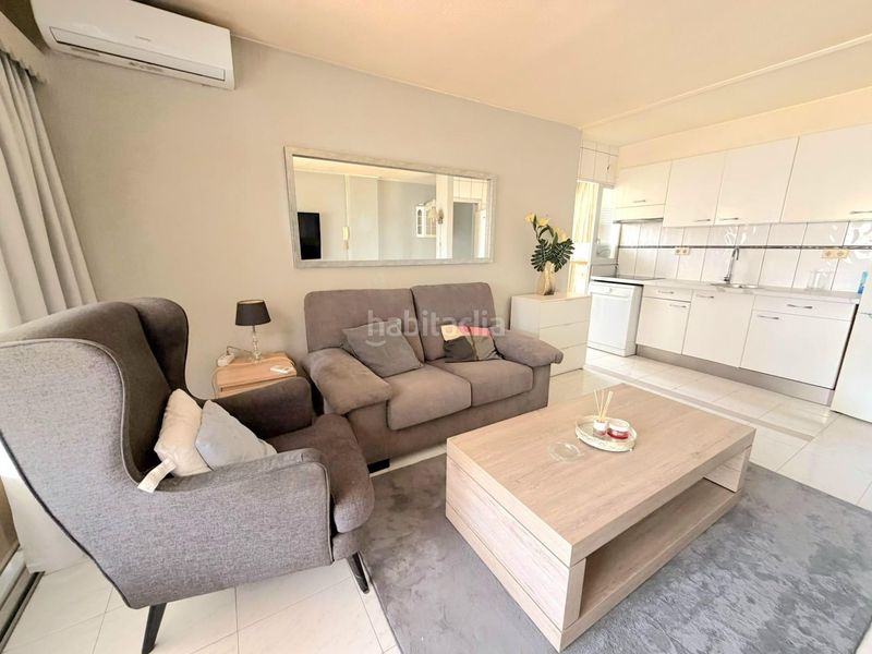 Foto c9373baf-675e-4345-98cf-4ff0221af6c7. Apartament amb aparcament piscina a Playa Levante Benidorm