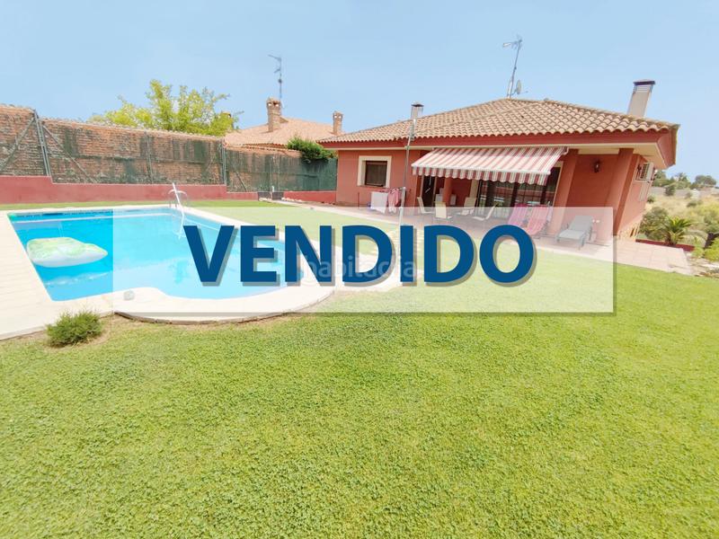 Foto d86f2e63-0344-4fca-b751-b58bdb0fe7cc. Chalet in urbanización gran chaparral 2 71 in Pepino