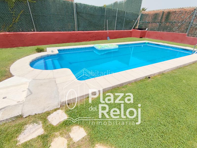 Foto ffaa3b13-e242-46fc-811c-36c18443a060. Chalet en urbanización gran chaparral 2 71 en Pepino