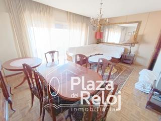 Appartement à Calle santa teresa de jesús 3. Inmobiliaria plaza del reloj - vende - zona centro -