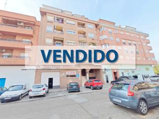 Appartement à Calle alférez provisional 63. Inmobiliaria plaza del reloj - vende piso de 3 dormitorios, 2 ba