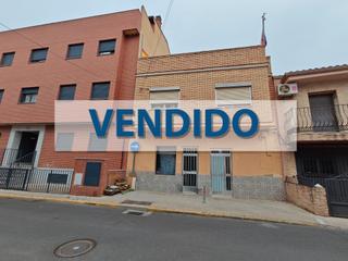 House in Calle san dámaso 20. Inmobiliaria plaza del reloj - vende casa adosada -
