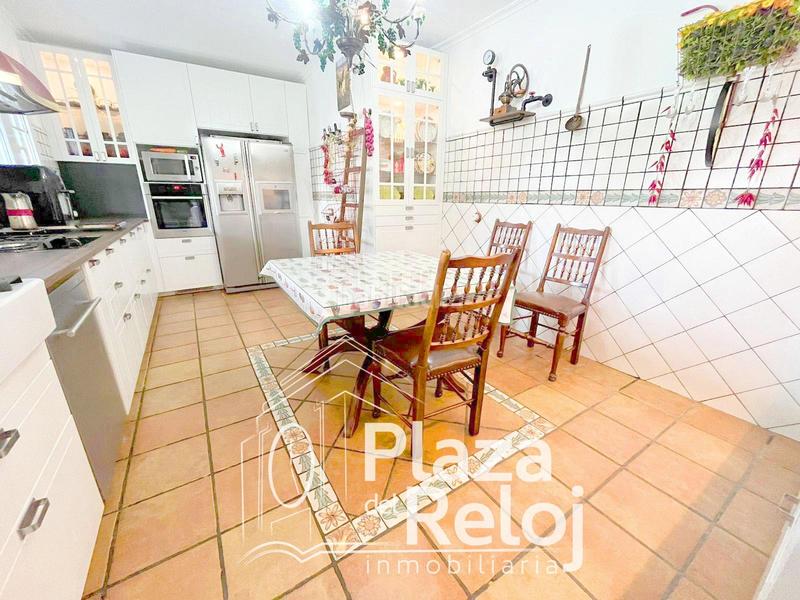 Foto d19377fd-bed9-48d7-a82f-be070d3fc117. Chalet in calle de la victoria 188 in Pepino