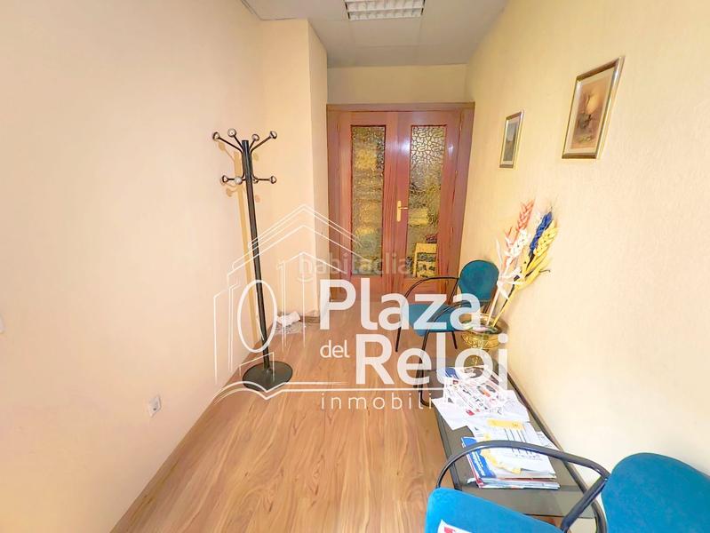 Foto bf3ff084-768f-468d-a4fb-f8de2cfa252a. Local comercial en avenida toledo 31 en Centro-Corte Inglés Talavera de la Reina