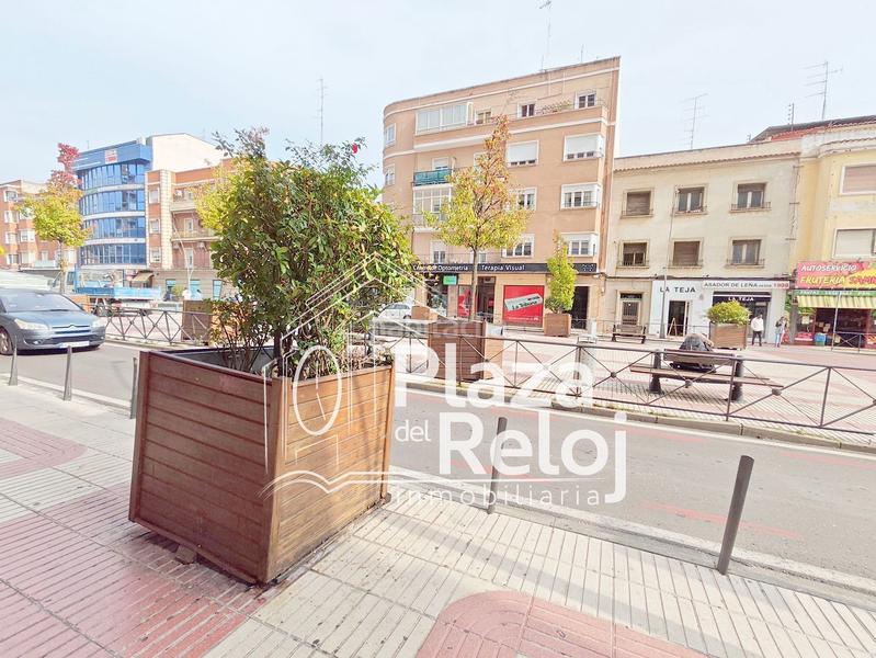 Foto e320cf47-b8d7-4fd4-9197-33c6a9a48dae. Local comercial en avenida toledo 31 en Centro-Corte Inglés Talavera de la Reina