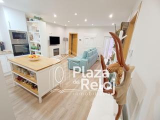 Casa en Puerta de Cuartos-Avenida de Portugal. Se vende casa en p del cementerio