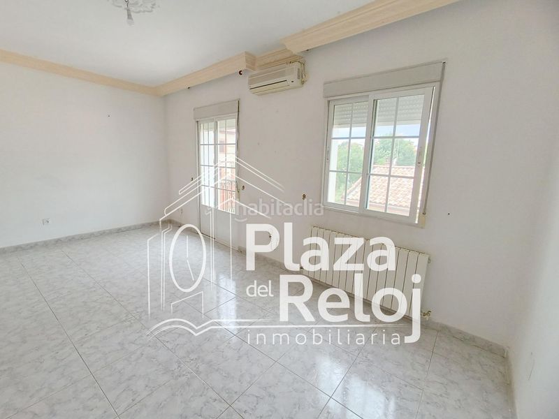 Foto 15aceea8-ecd3-4516-be13-7d58a6944aff. Casa adossada a Navalcán
