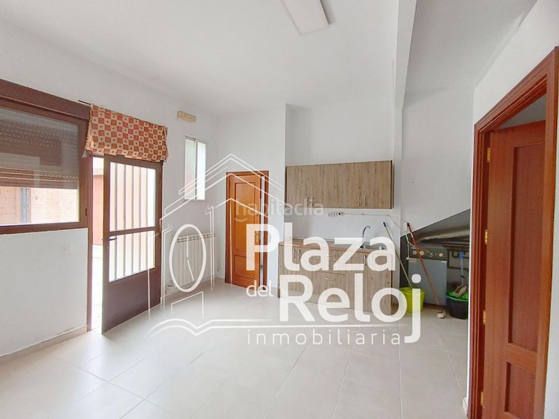 Foto 622d02b2-f5bc-4529-8099-415f1410aa1a. Casa adossada a Navalcán