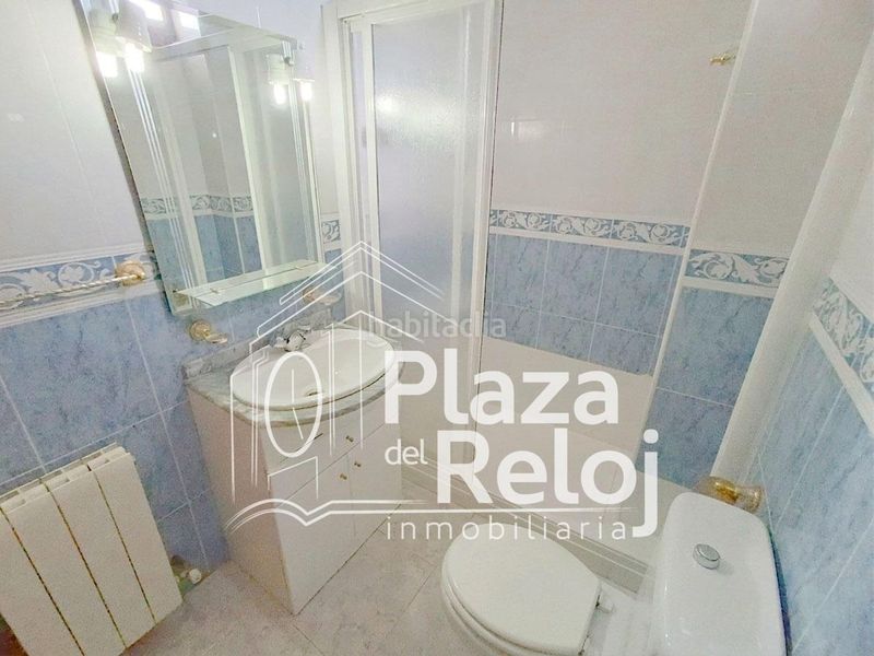 Foto 6b3dc155-b72d-4bfc-9753-2d09f6b64426. Casa adossada a Navalcán