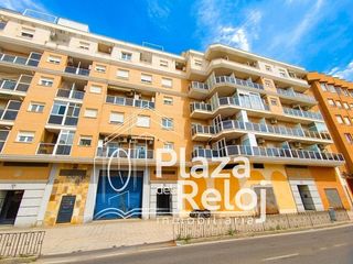 Zweistöckige Wohnung in Puerta de Cuartos-Avenida de Portugal. Se vende duplex  zona universidad